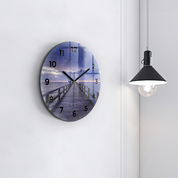 Horloge ronde Jetée sur la mer Baltique