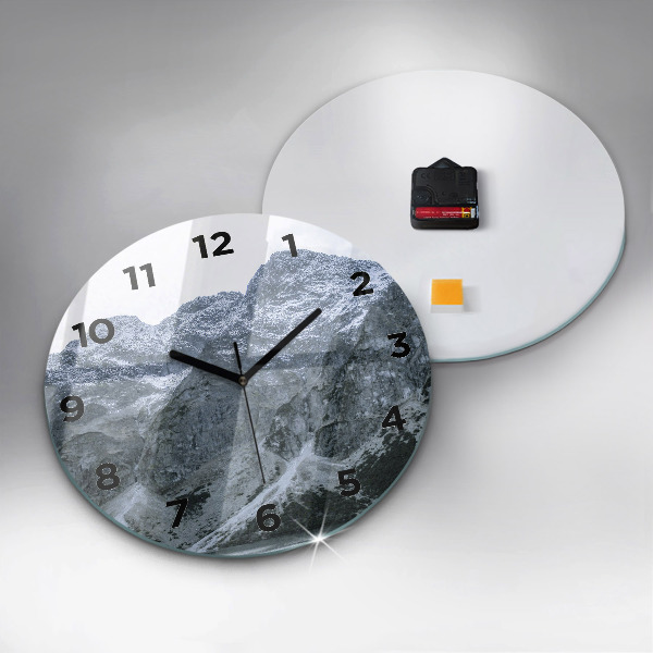 Horloge ronde Morskie Oko dans les Tatras