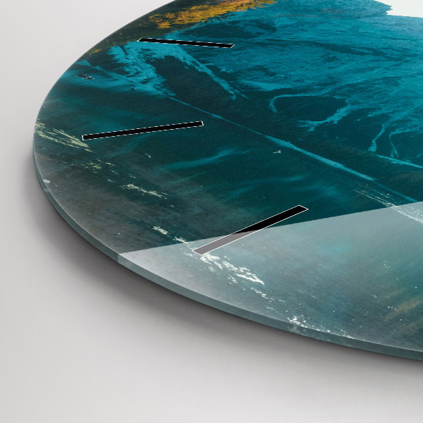 Horloge ronde Montagne et rivière en Pologne