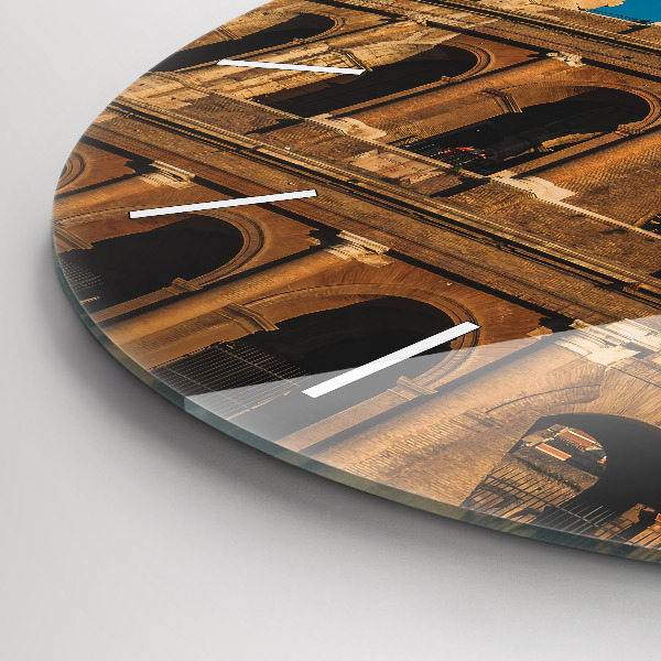 Horloge ronde Le Colisée en Italie