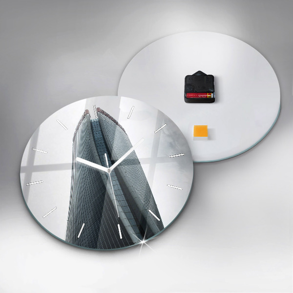 Horloge ronde Gratte-ciel à Milan
