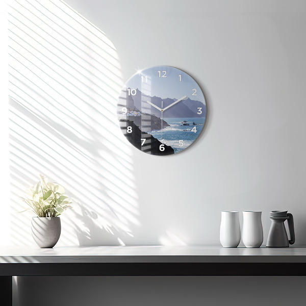 Horloge ronde 'Montagnes au bord de l''océan'