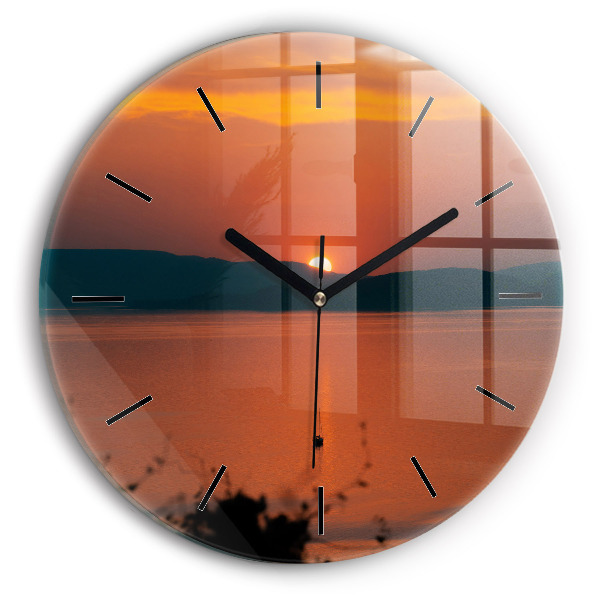 Horloge ronde Le lac Balaton le soir