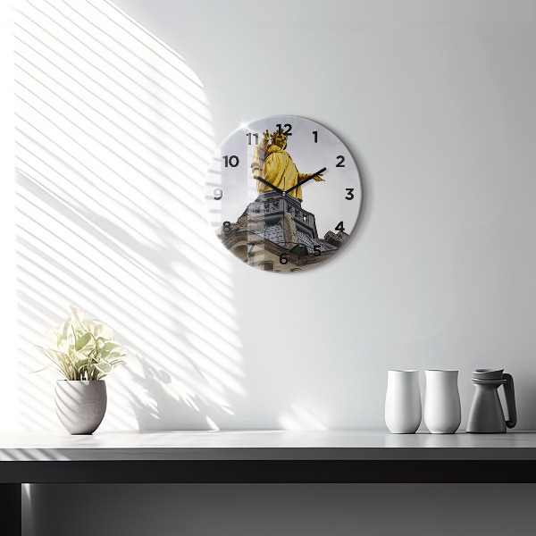 Horloge ronde Statue de la Vierge Marie à Lyon