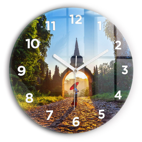 Horloge ronde Parc de Surat Thani en Thaïlande