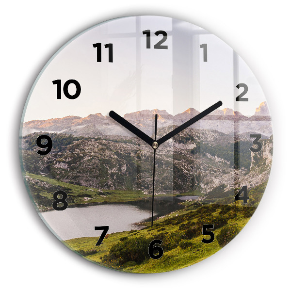Horloge ronde Lac et montagnes des Pyrénées