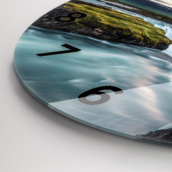 Horloge ronde Paysage avec une cascade
